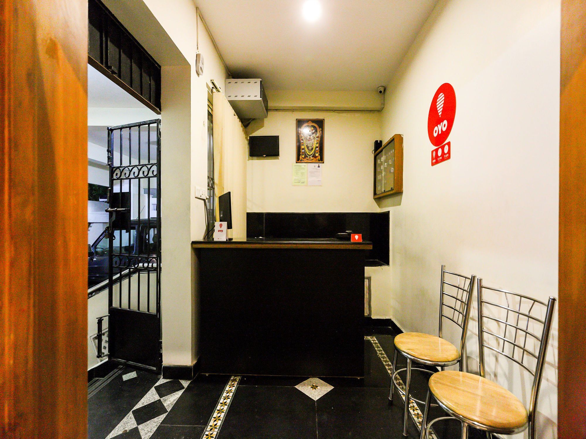 Oyo Flagship 12665 Chrompet Hotel Chennai Bagian luar foto